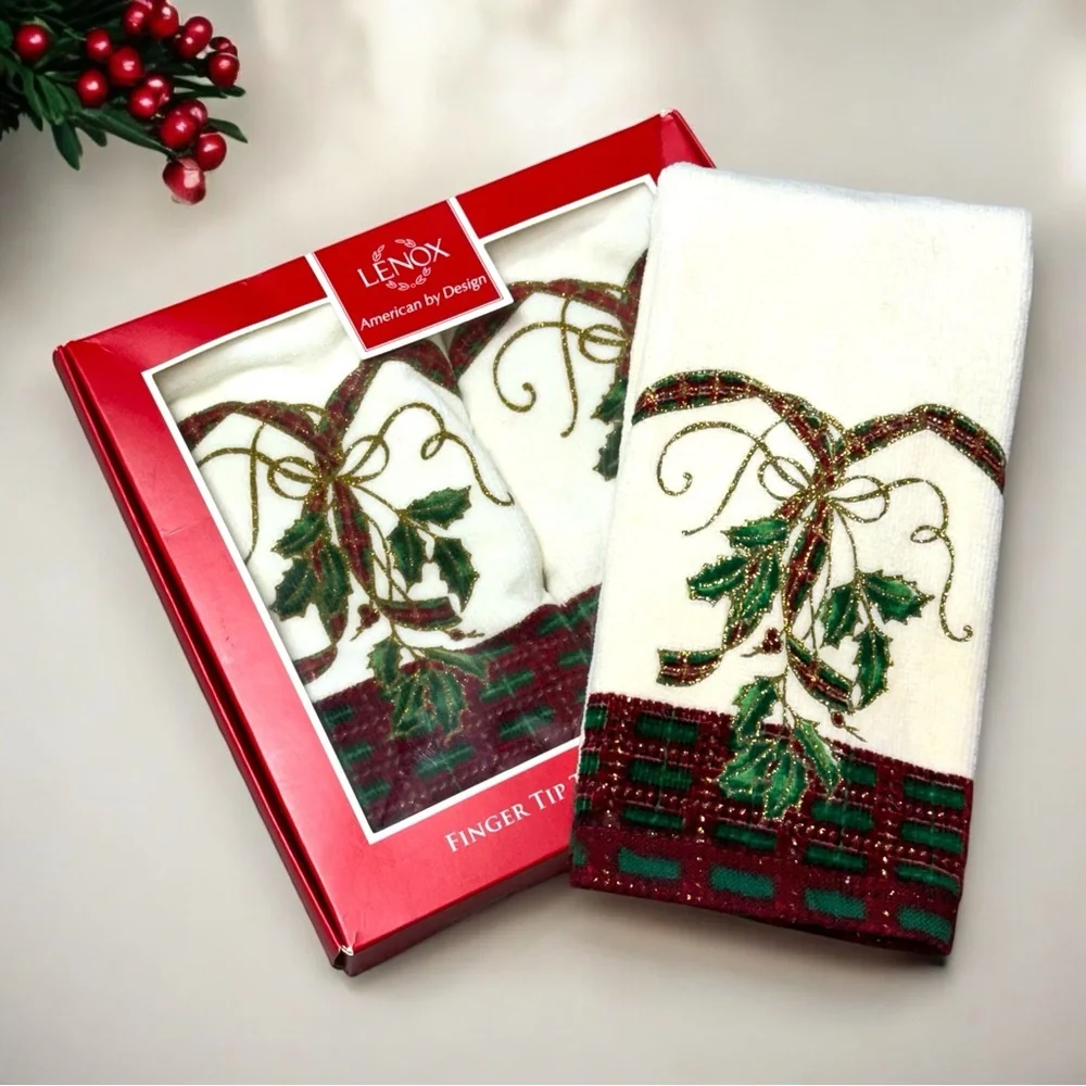 3 Lenox Christmas Hand Towels Holiday Nouveau Finger Tip Holly Tartan Plaid NWT